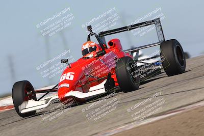 media/Oct-26-2025-CalClub SCCA (Sun) [[8ce1e69566]]/Group 3/Grapevine/